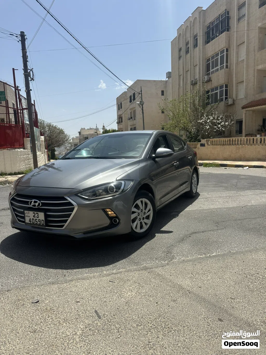 Hyundai Elantra Standard