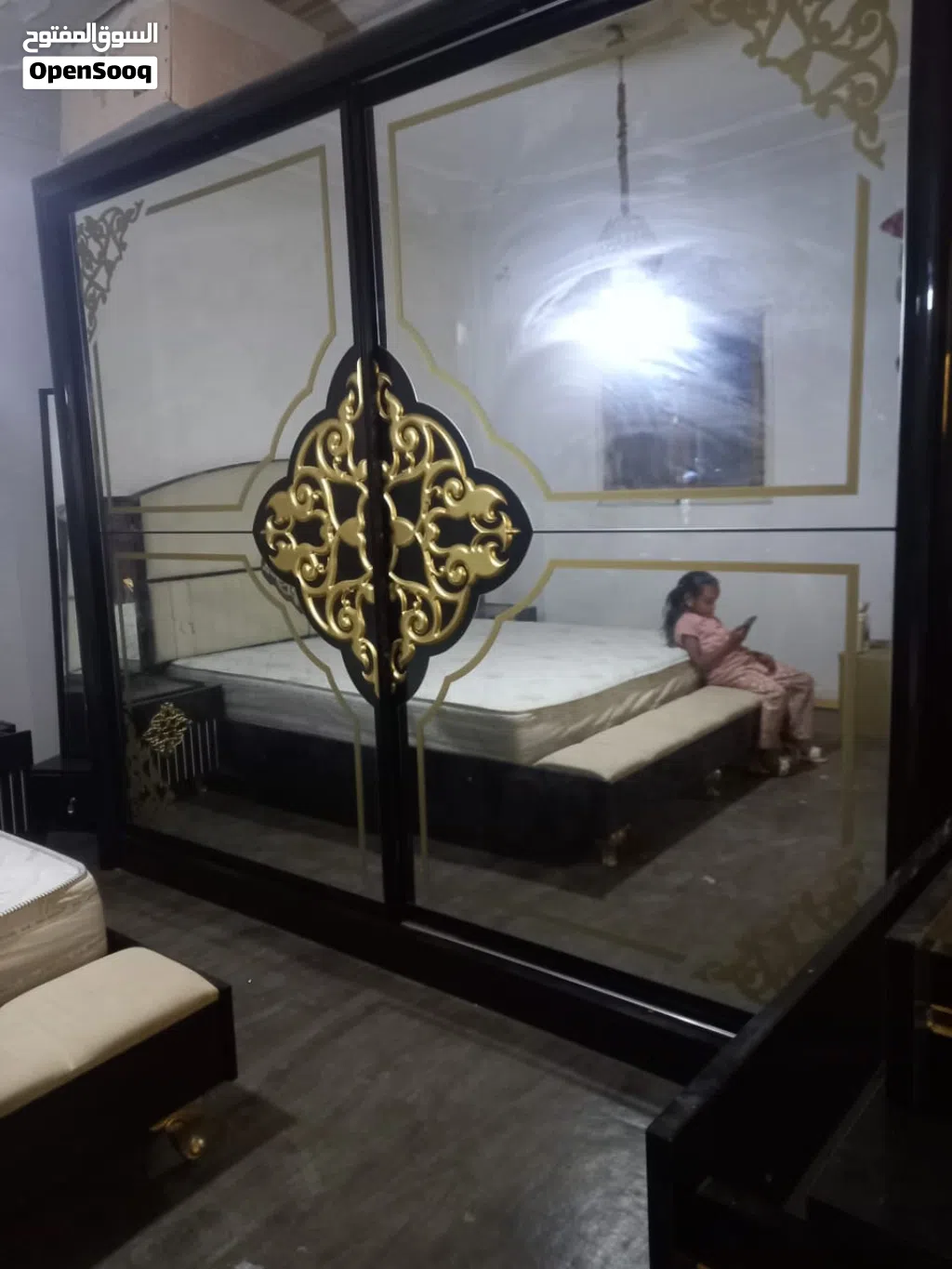 دار نوم كامله 10قطع ايطاليا استعمال نظيف نظيف