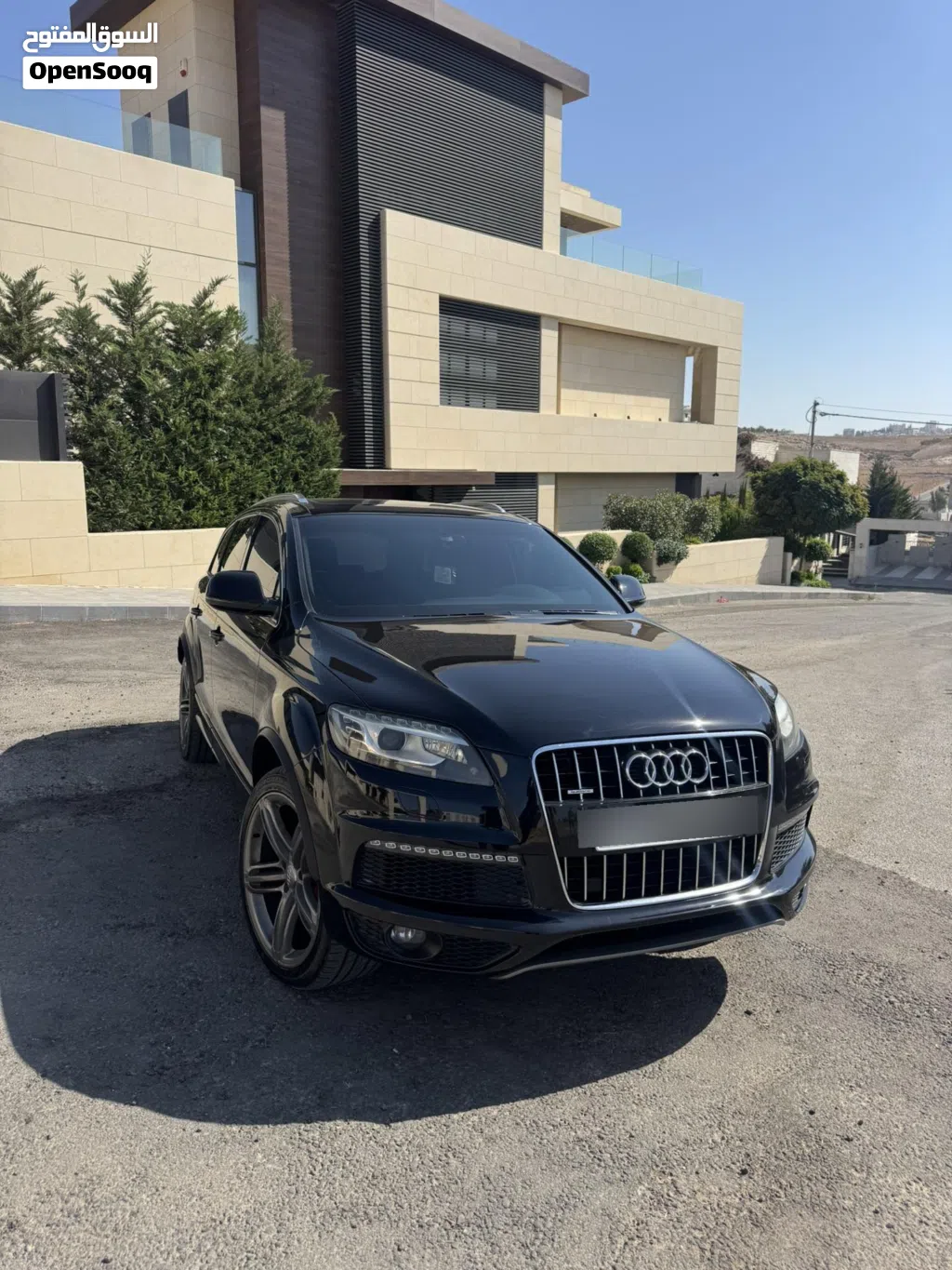 أودي Q7 Standard