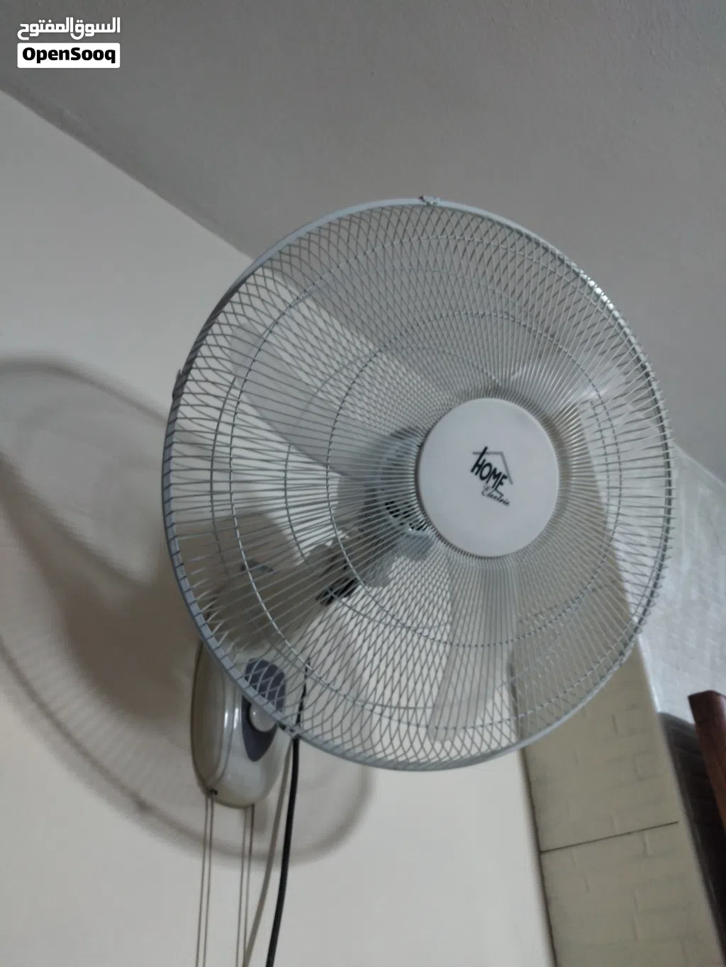 مروحة هوم الكتريك تعليق جانبيه حجم كبير بحاله ممتازه