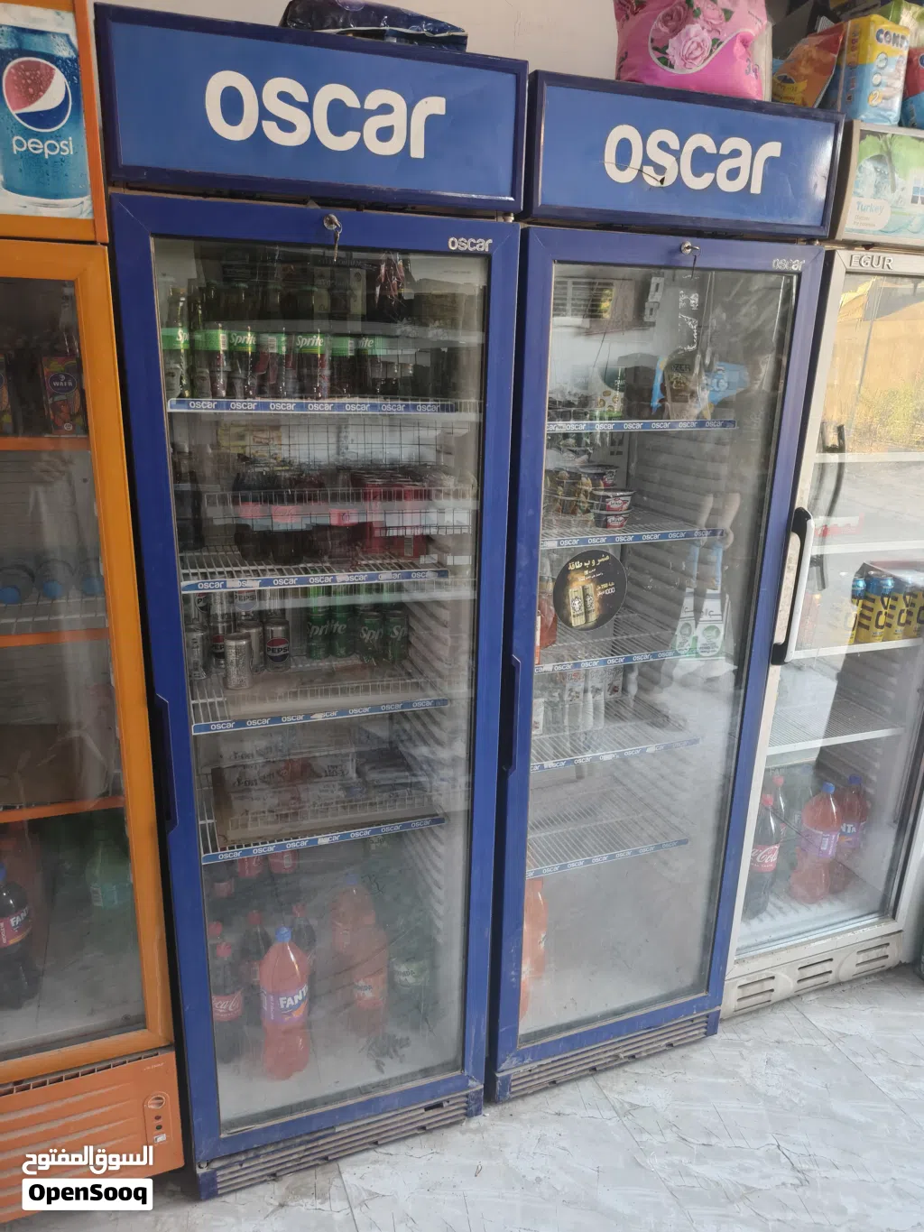 ثلاجات عارضه عدظ 4 سعر الواحده 325 الف فريزر سعر 350 العنوان تنومه نهر حسن شارع الدواجن