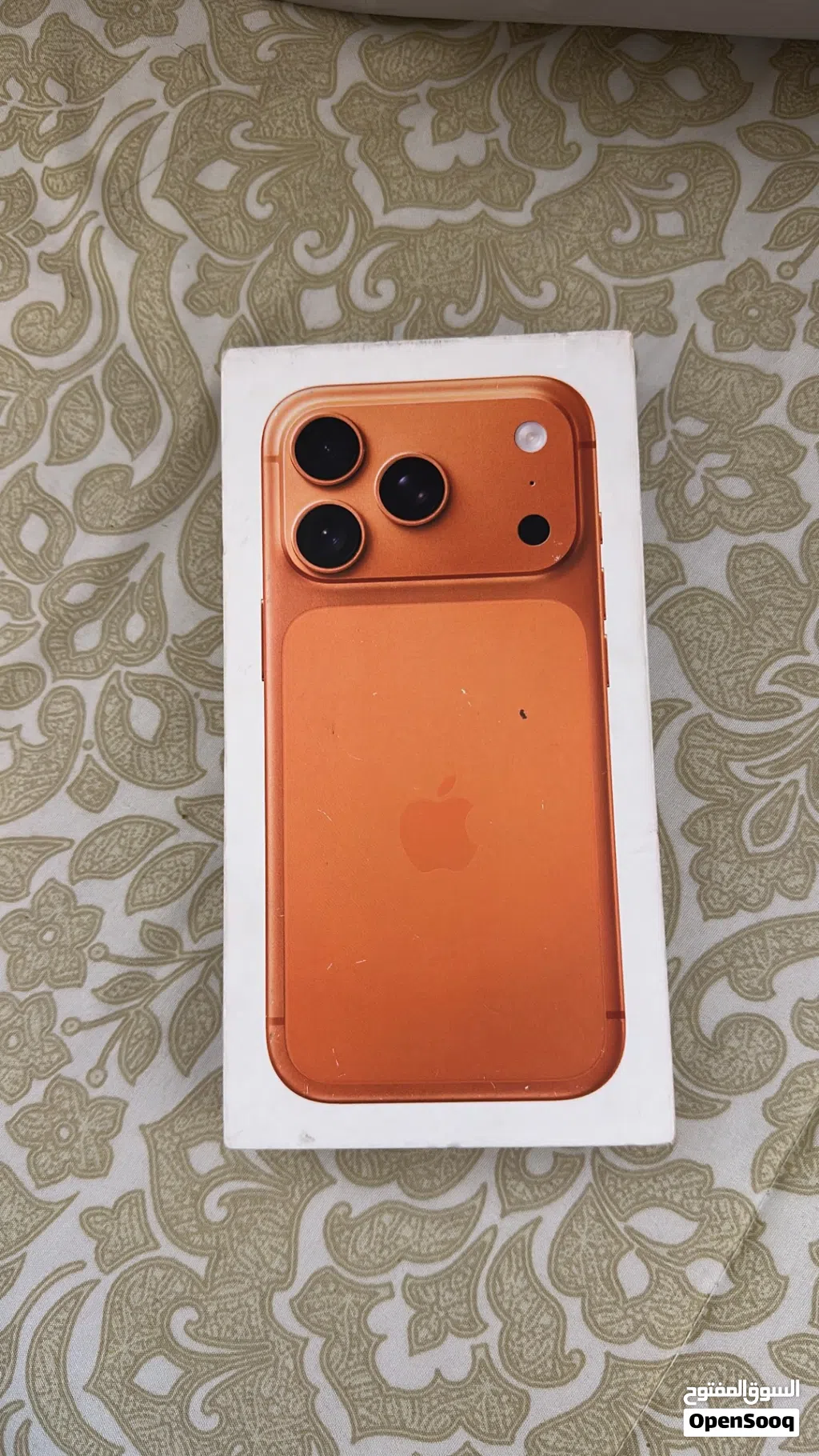 للبيع iPhone 17 Pro جديد بالكرتونة