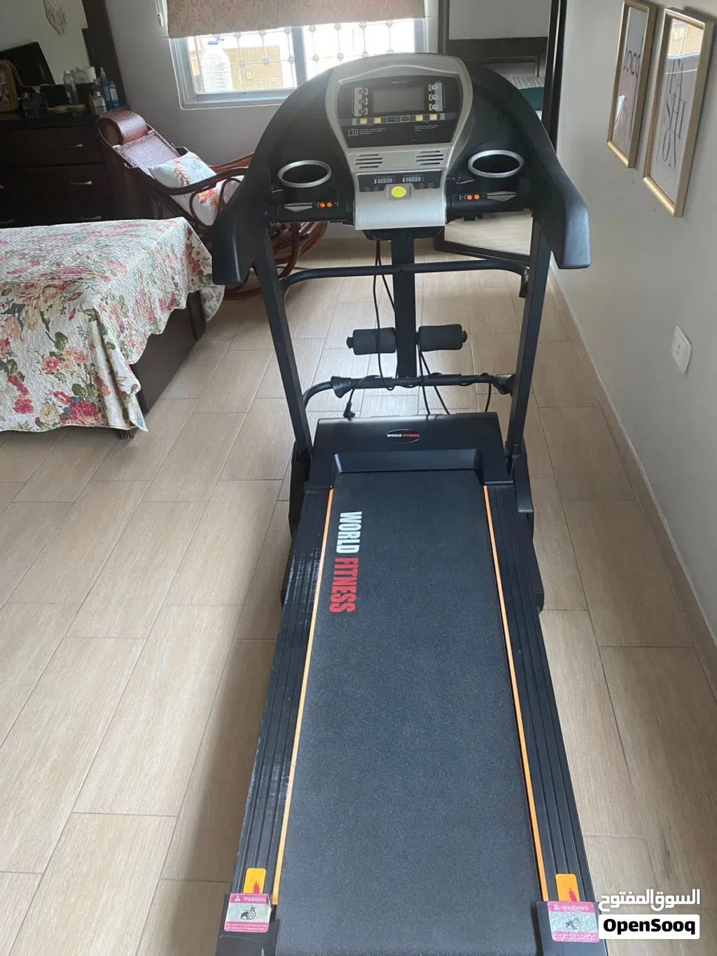 تريدميل مشاية كهربائية World Fitness شبه جديدة بحالة ممتازة
