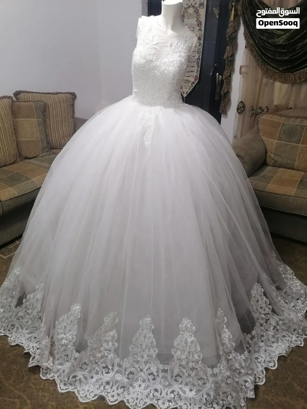 بدلات زفاف وخطبة للبيع فساتين زفاف وخطبة للبيع #بدلات_زفاف #بدلات_خطبة