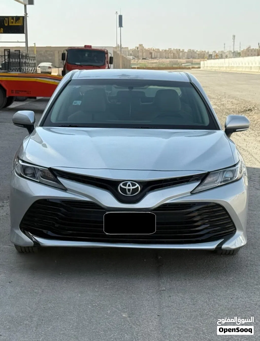 تويوتا كامري LE