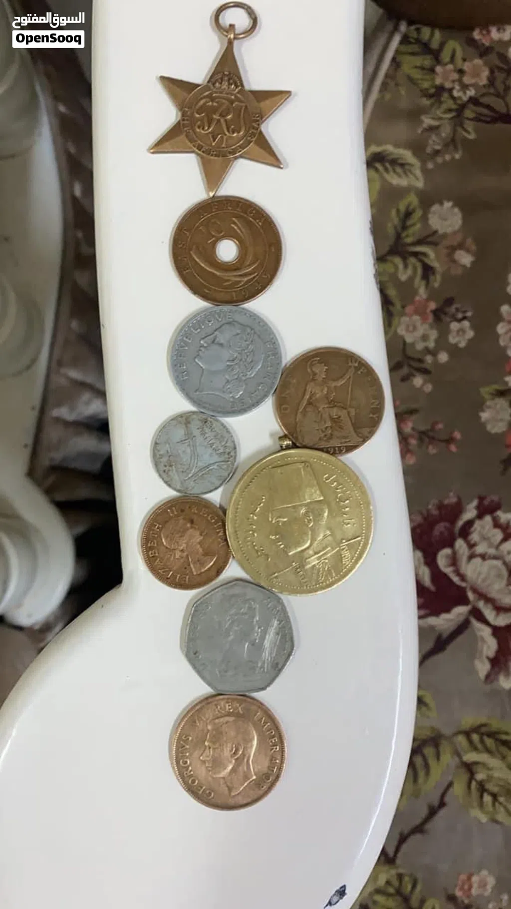 عملات قديمة ونادرة بريطانية وأخري