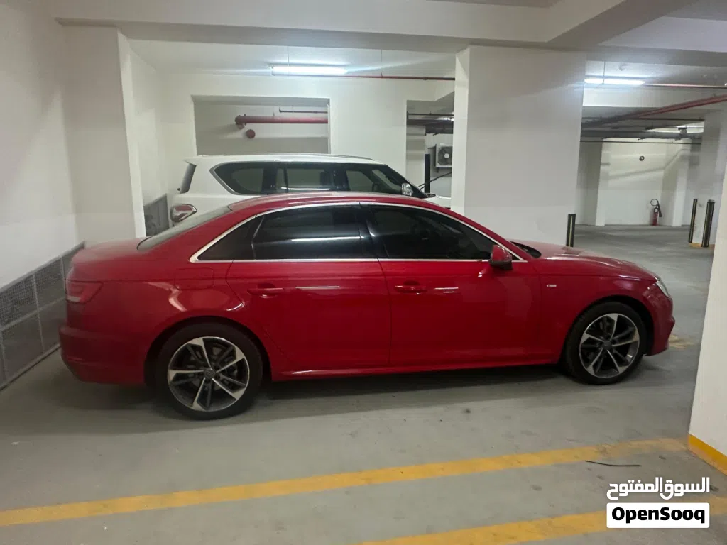 Audi A4 Sedan