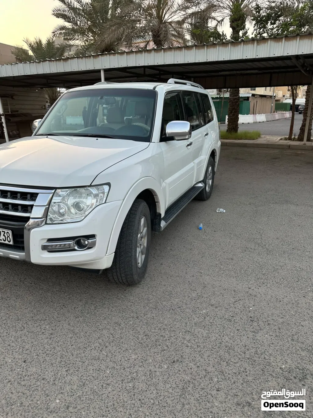 ميتسوبيشي باجيرو GLS