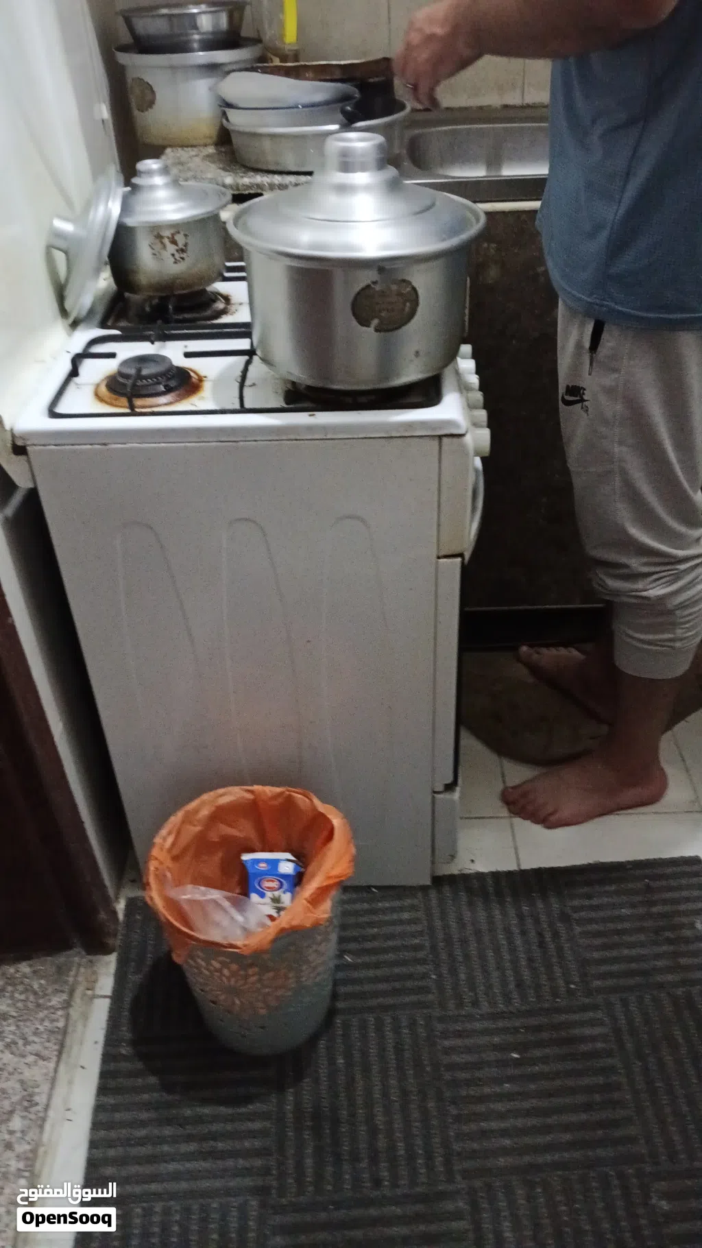 للبيع بوتاجاز وغساله بحاله ممتازه