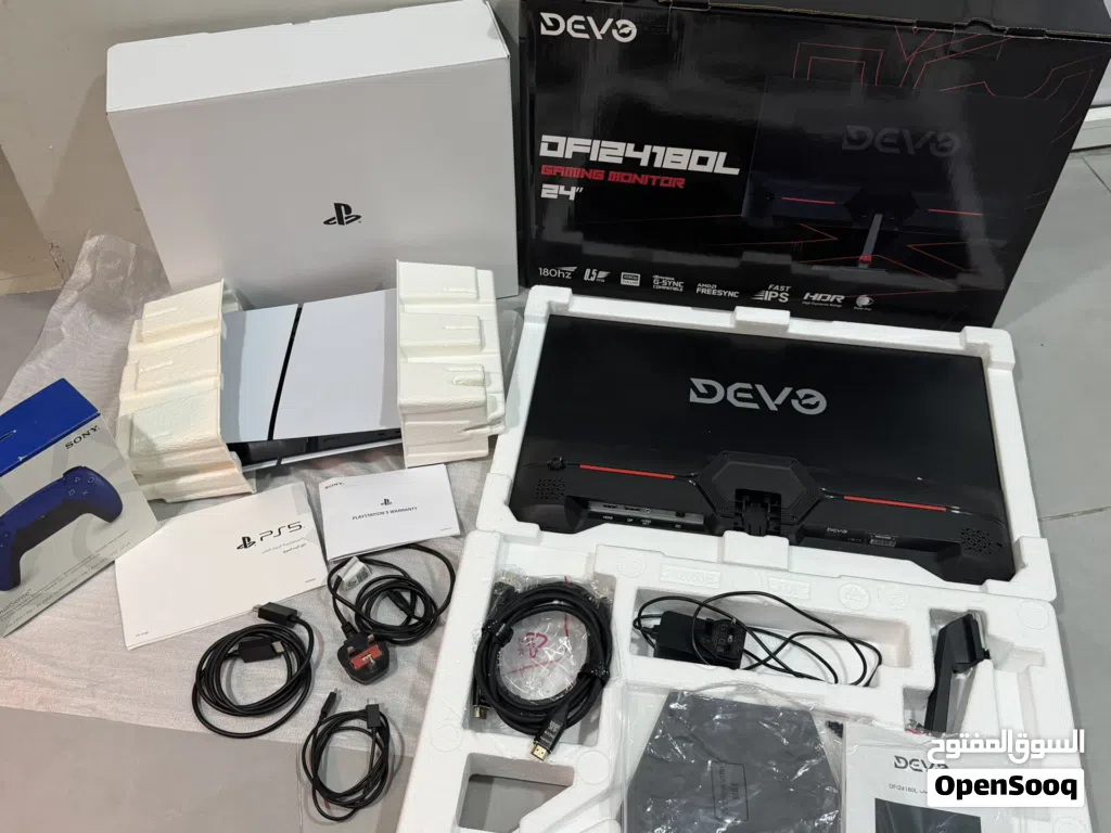 Ps5 slim digital (1TB)+Devo monitor
