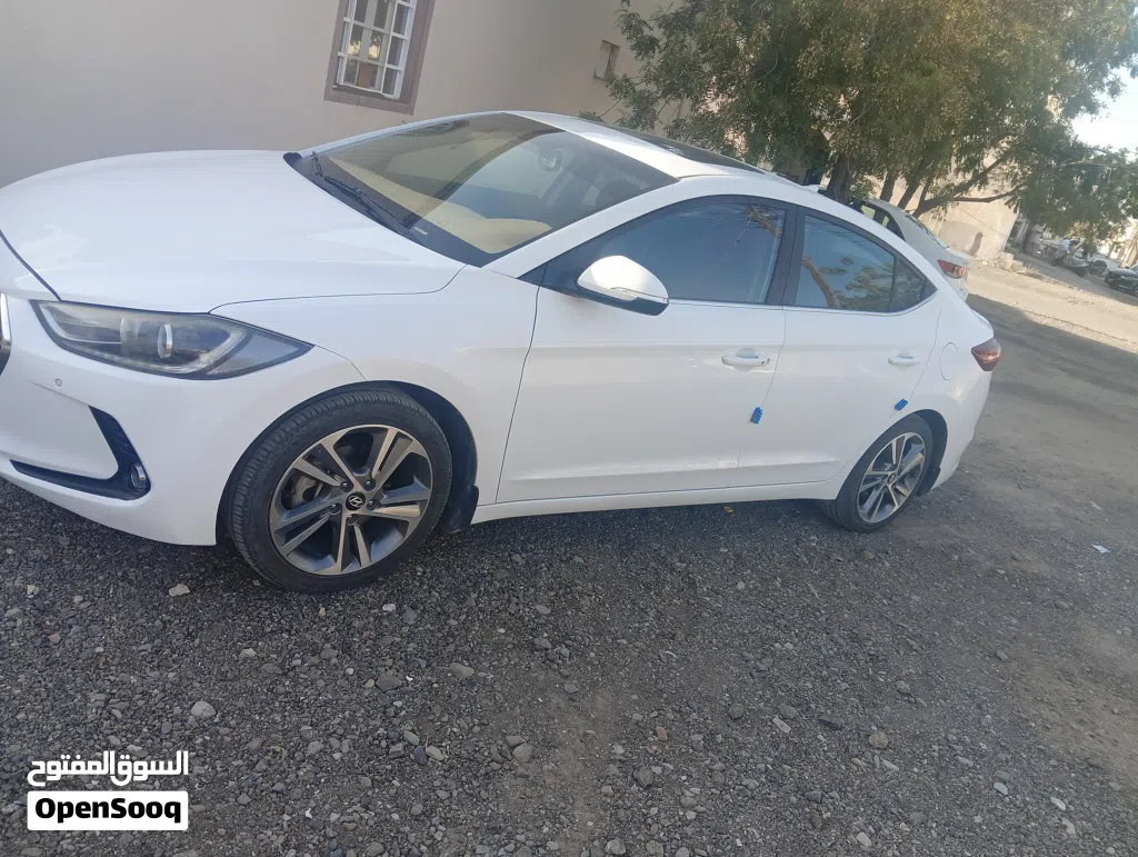 هيونداي النترا GLS