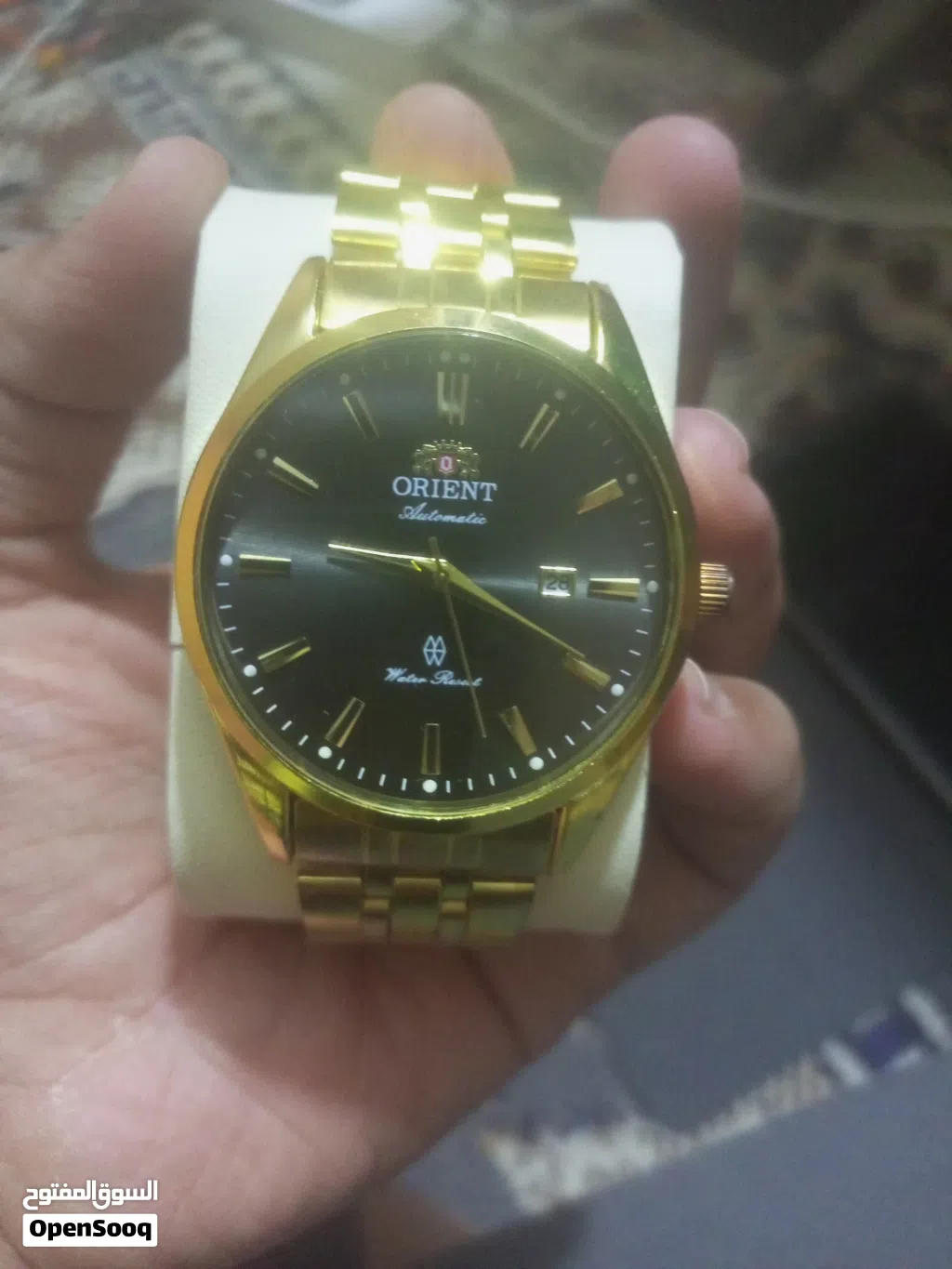 ساعه اسطوريه تنباع ب 125,000 بس عندي تنباع ب 100,000 بس