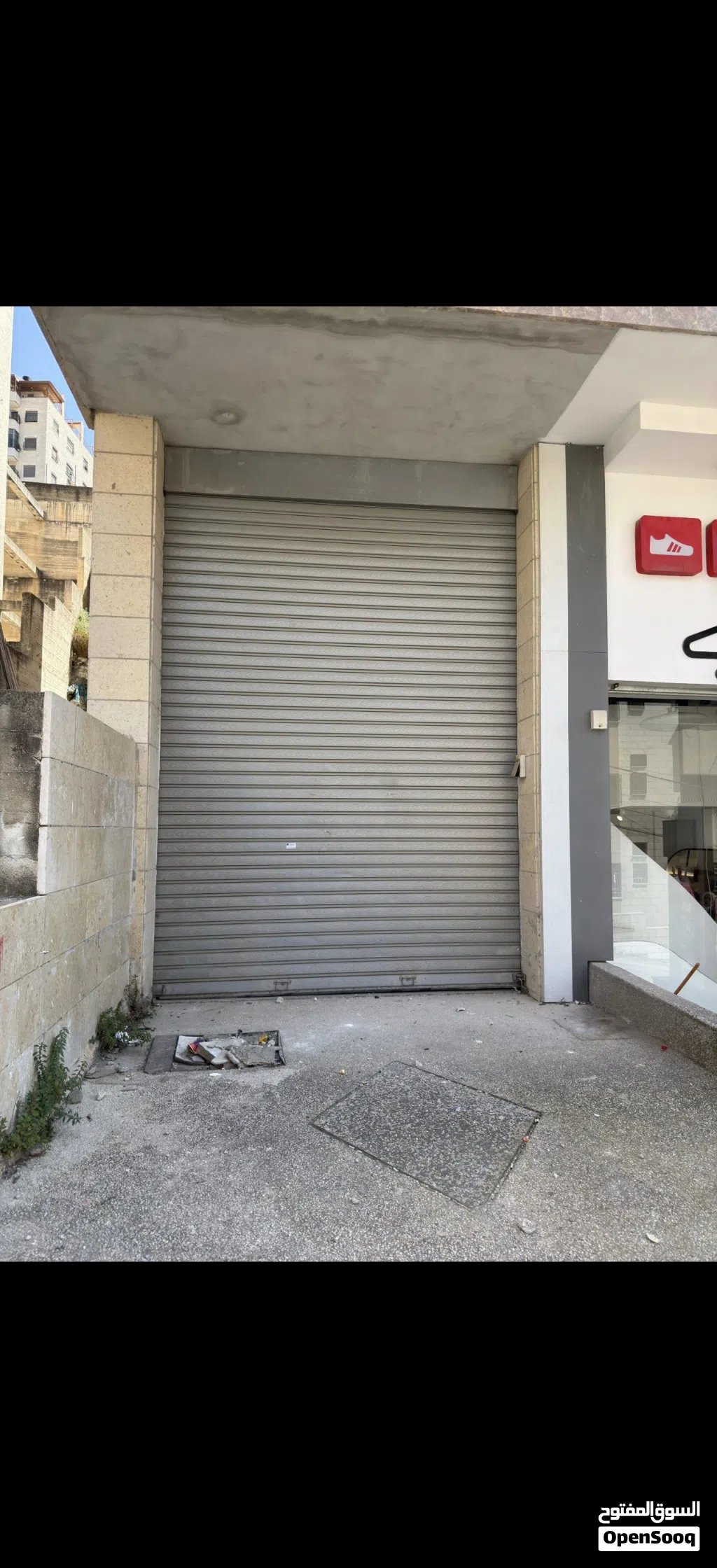 محل تجاري جاهز للبيع في شارع القصر - رفيديا - عمارة ظافر المصري يصلح للعديد من المشاريع الاقتصادية