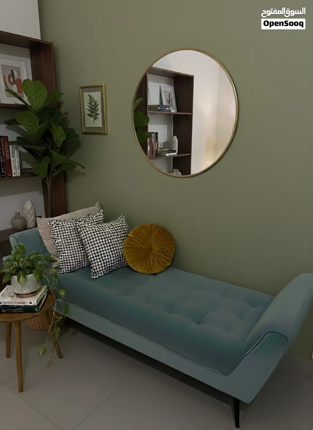 أريكة شيزلونغ للبيع Chaise lounge for sale