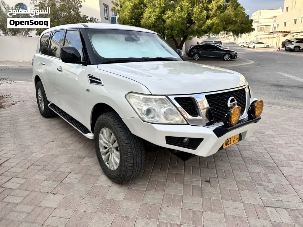Nissan Patrol SE