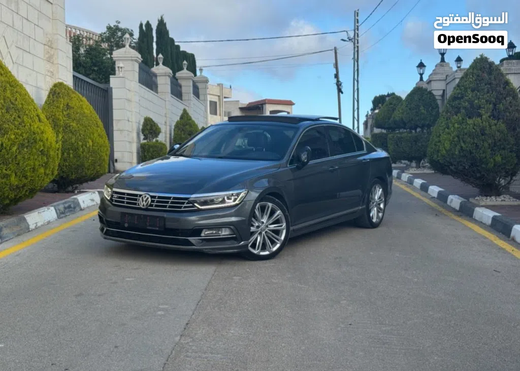 فولكسفاغن باسات R-Line