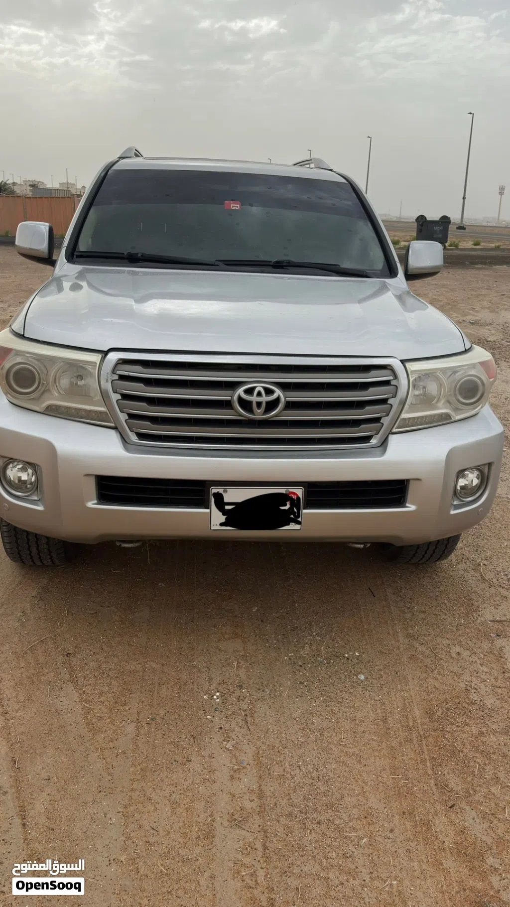 تويوتا لاند كروزر VXR