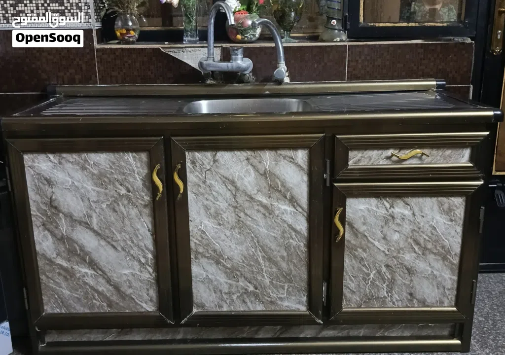 كاونتر وثريات اضاءه