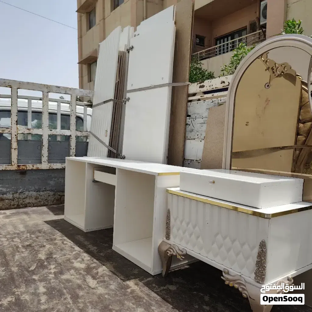 سلام وعليكم نجار فتح +نقل +شد +صيانه جميع انواع الغرف داخل البصره نجار فتح +نقل +شد +صيانه جميع