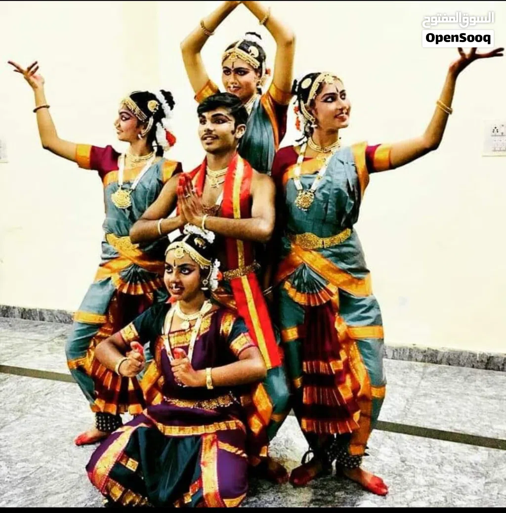 classical Bharatanatyam trainer