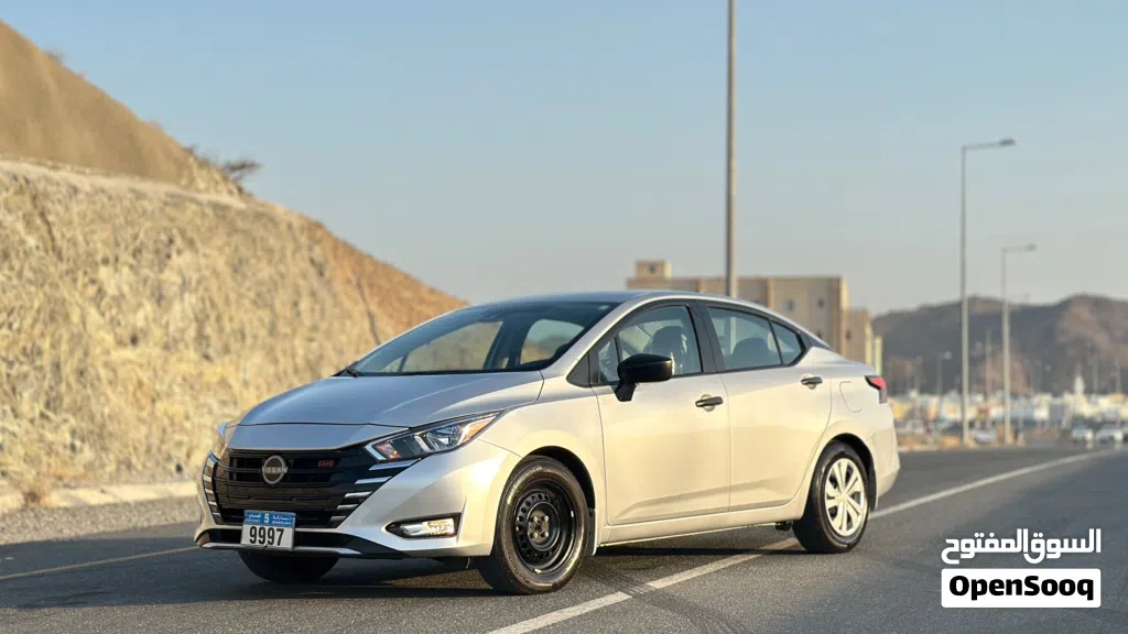 Nissan Versa S