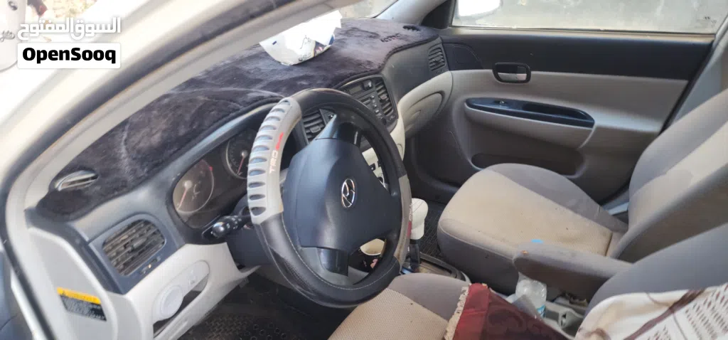 Hyundai Accent Standard