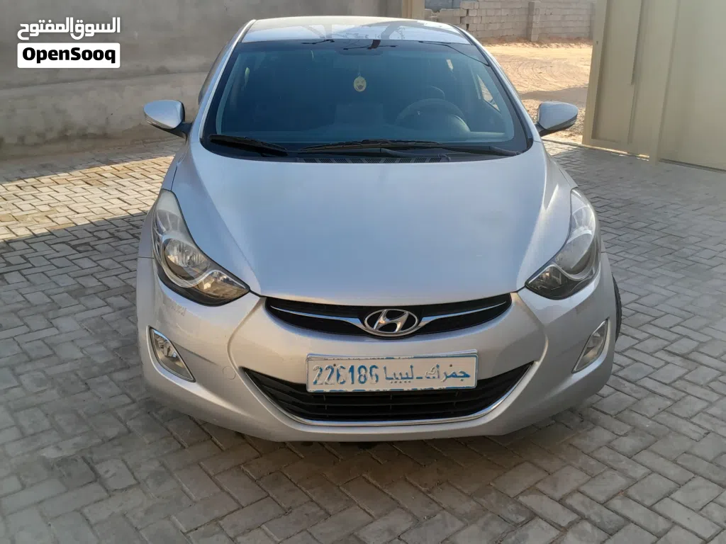 Hyundai Avante Limited