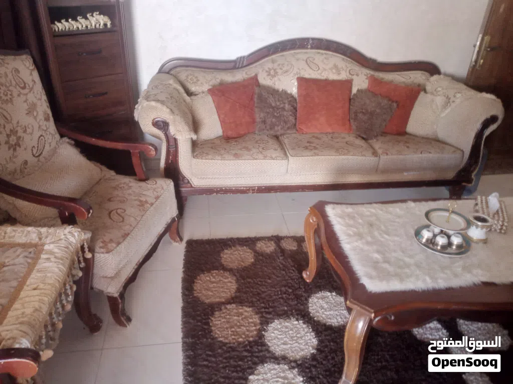 طقم مستعمل