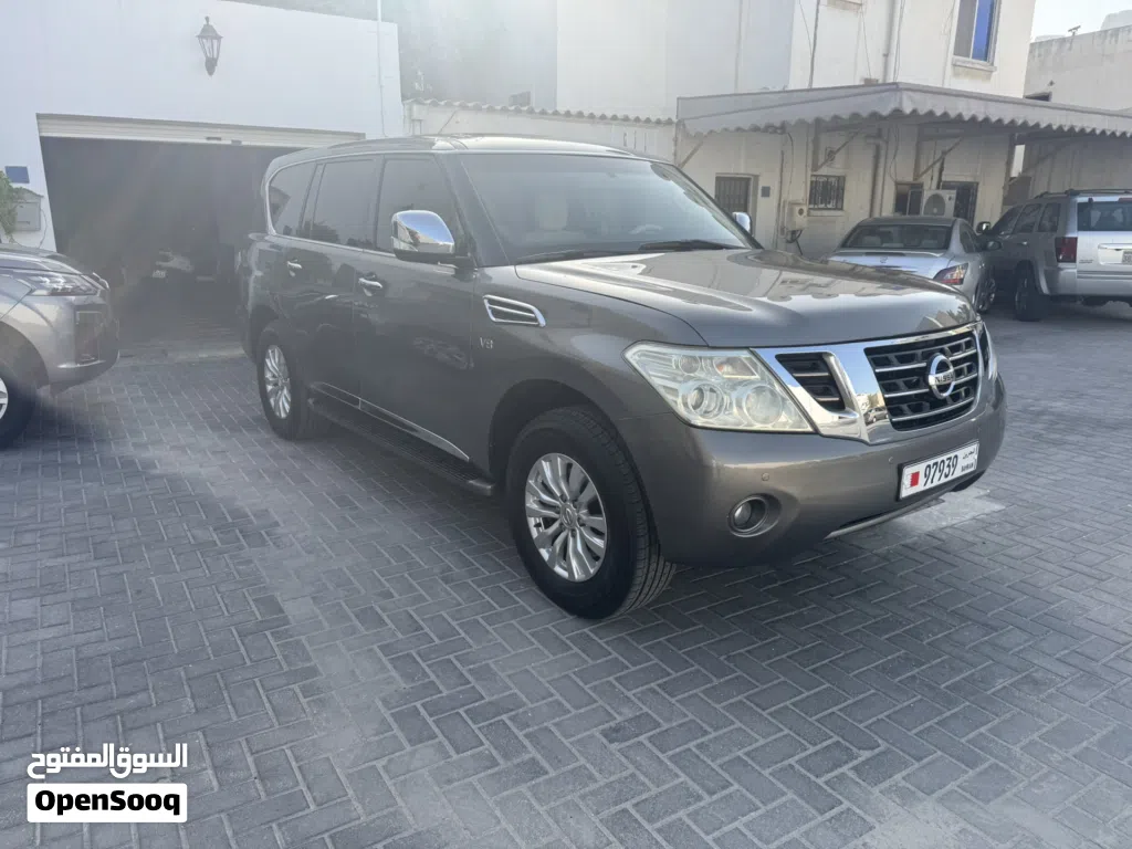 Nissan Patrol SE