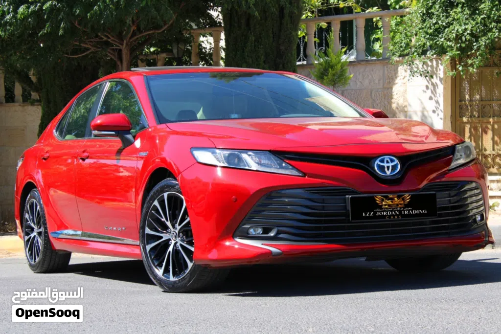 Toyota Camry GLE