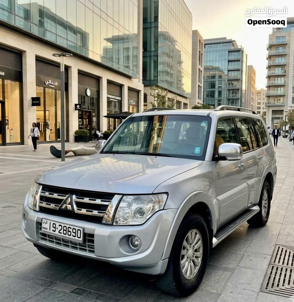 Mitsubishi Pajero GLS