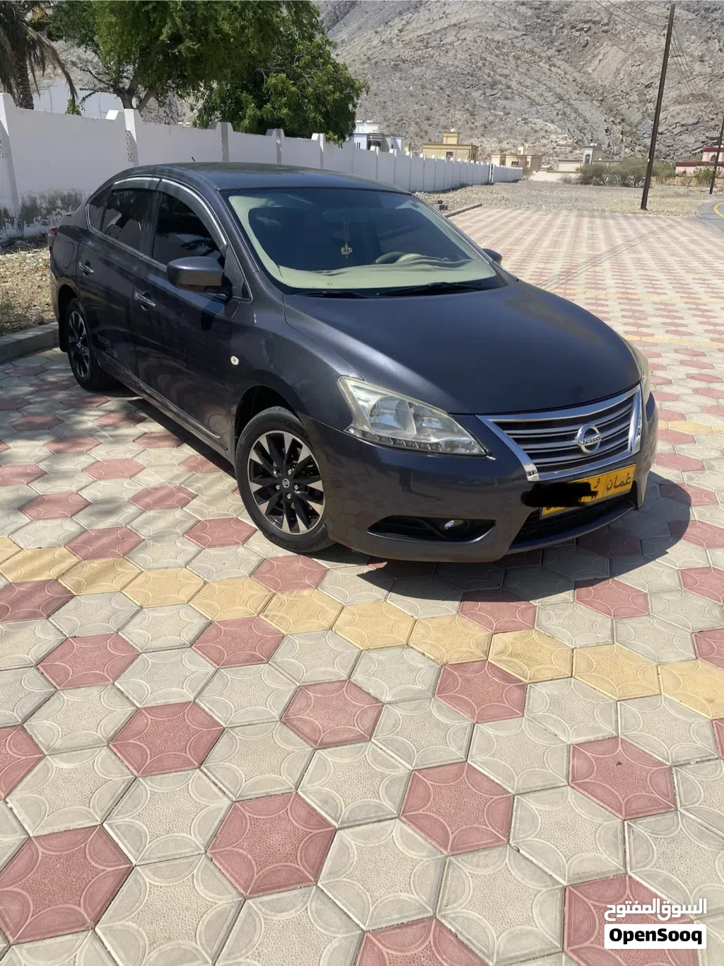 نيسان سنترا SV