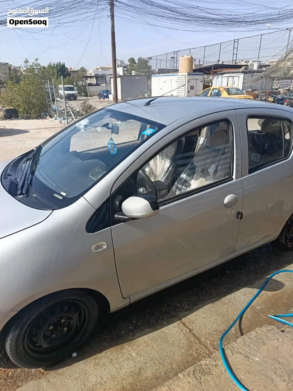 جیلی ئەوانەی تر