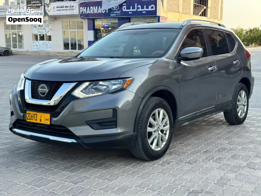Nissan Rogue SV