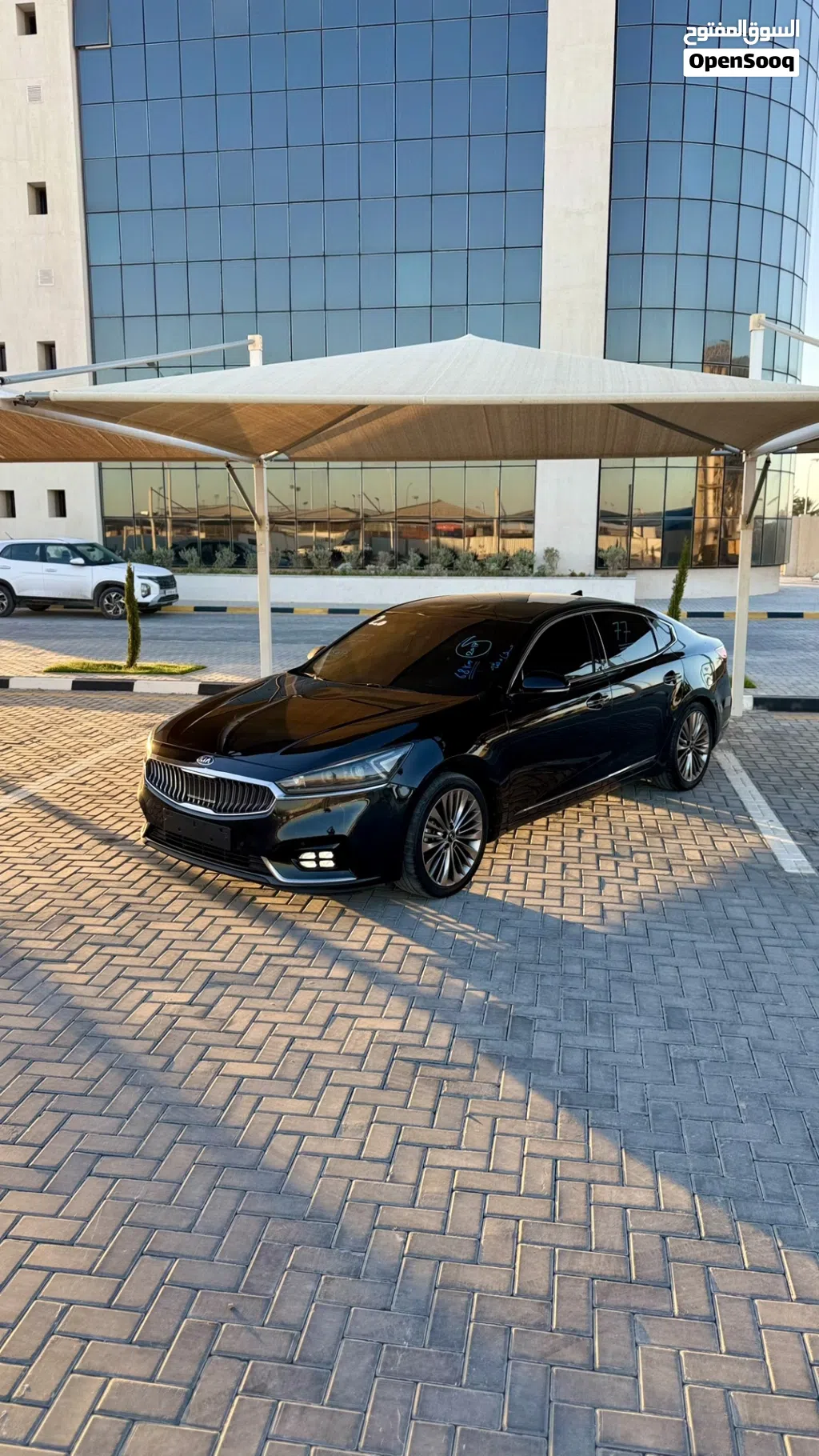 كيا كادينزا Limited