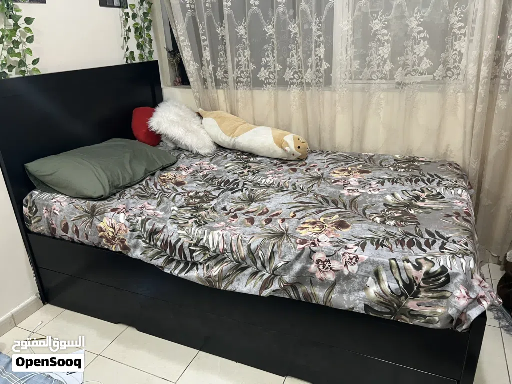 Bedroom set