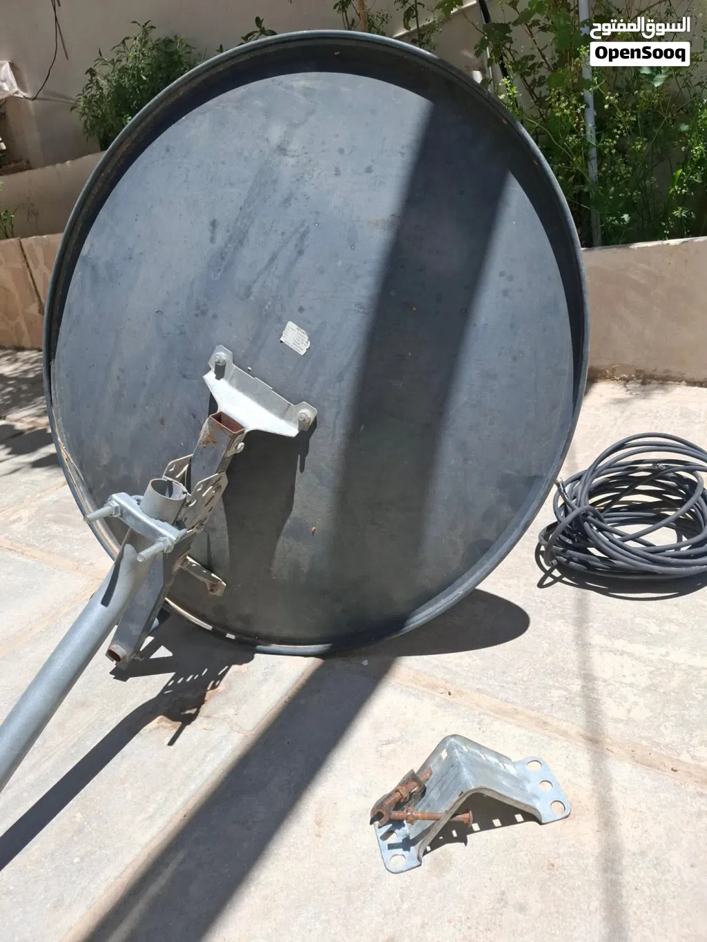 صحن وكاله جديد مع لاقط وسلك 5متر
