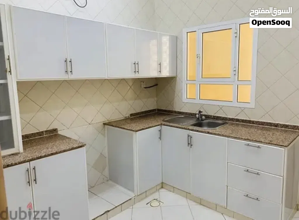 شقه للايجار الخوير 25