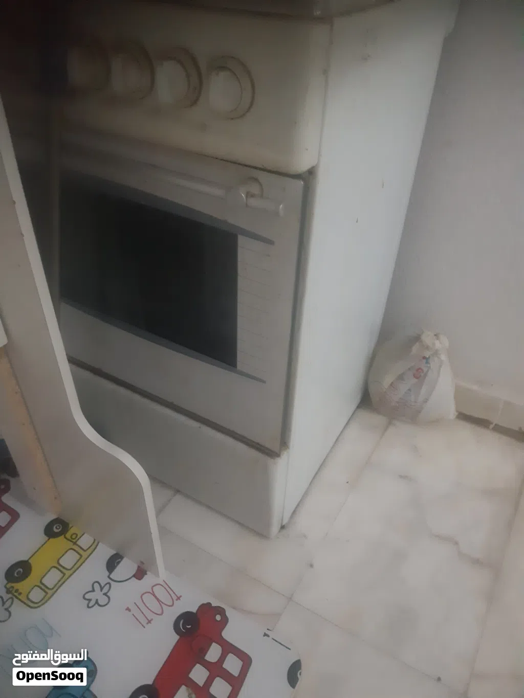 بيع بوتجاز مستعمل و2سرير اطفال يحاله جيده