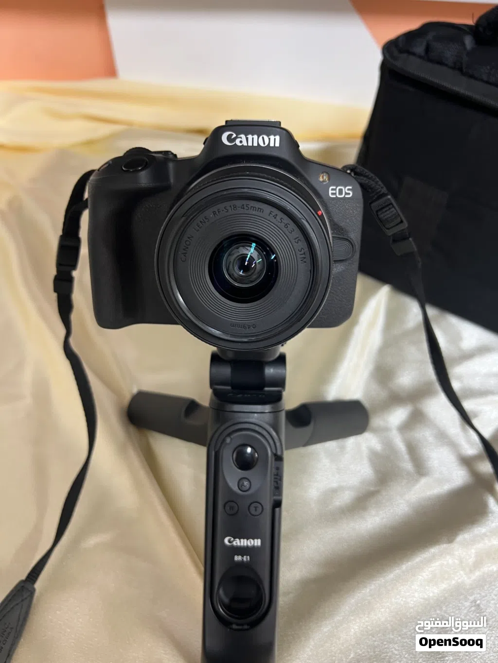 كاميرا canon r50