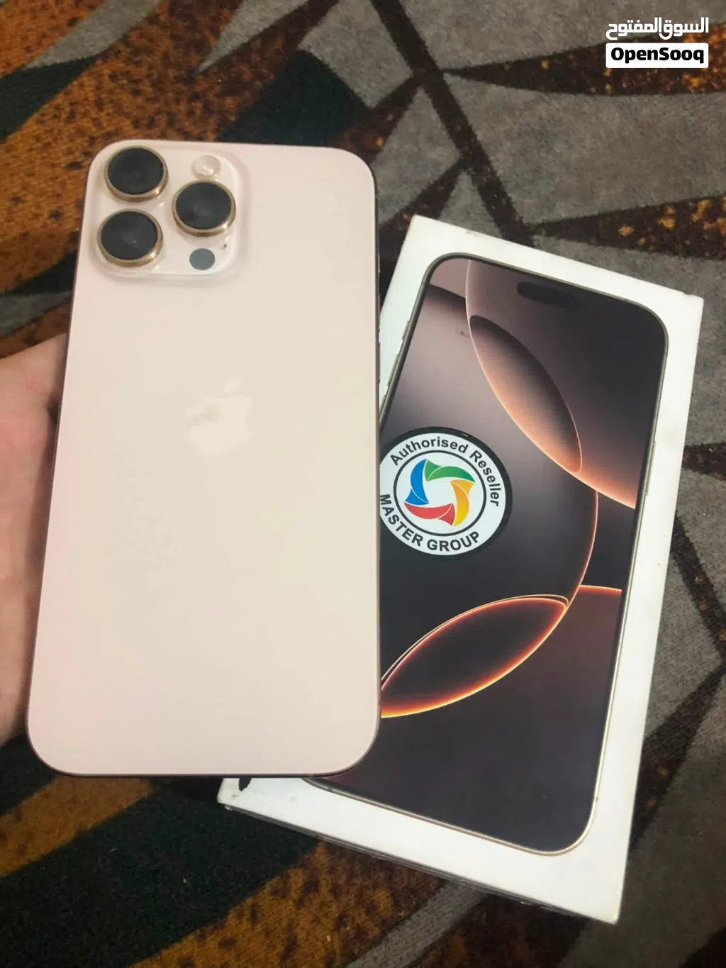 16 برو ماكس دزرت للبيع
