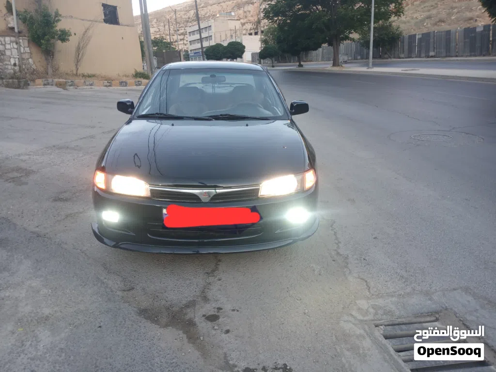 ميتسوبيشي لانسر Standard