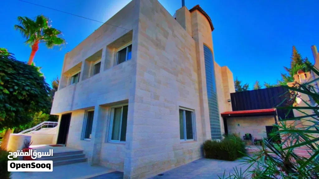 Stunning Villa Dabouq/owner فيلا فاخرة للايجار/من المالك/ارقى احياء دابوق
