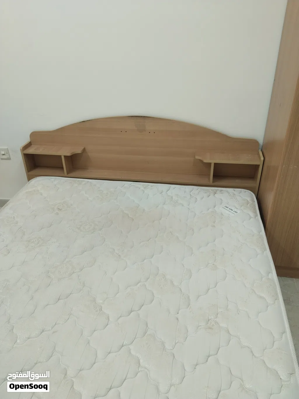 King size bed