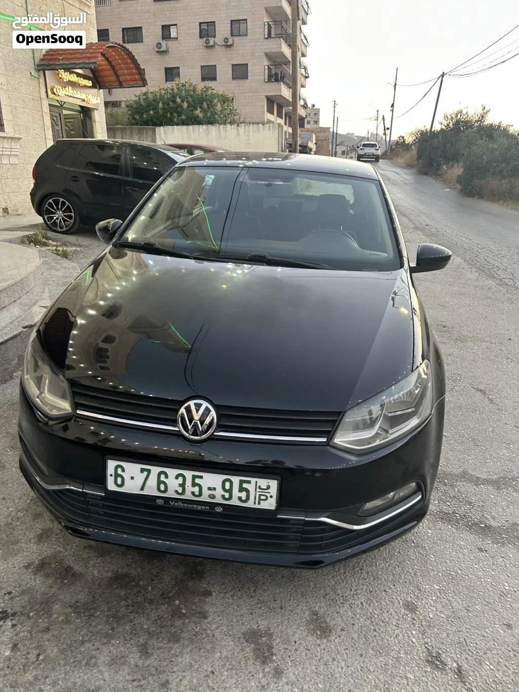 فولكسفاغن بولو Standard