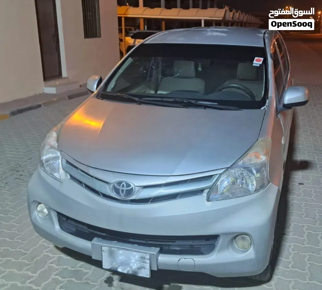 Toyota Avanza Standard
