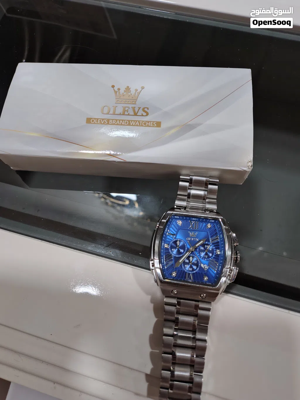 ساعة فخمة من نوع OLIVS مستعملة اسبوع فقط