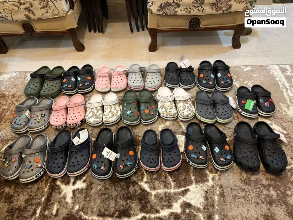 ملابس طبيه جديدة للبيع اكثر من شكل وموديل