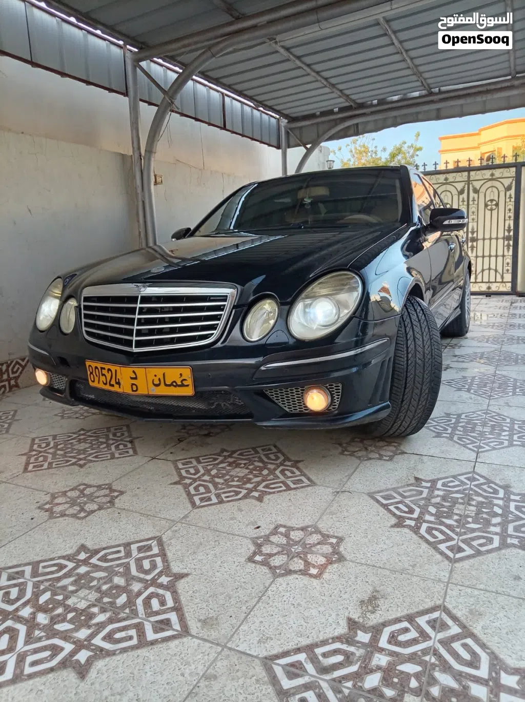 Mercedes Benz E-Class Standard