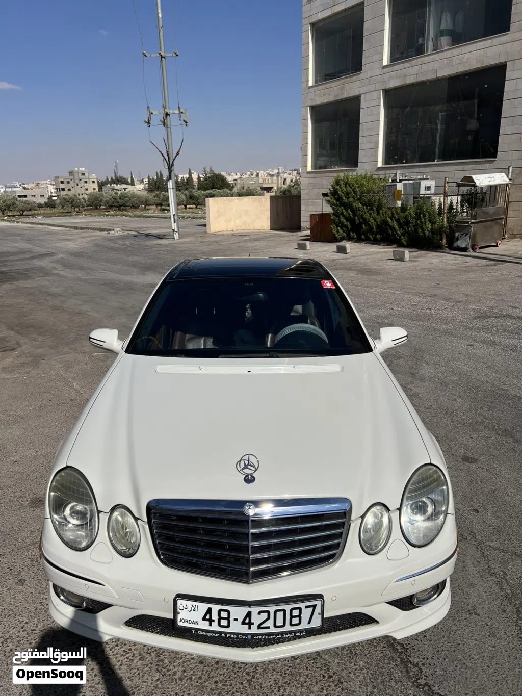 مرسيدس بنز الفئة-E E 200